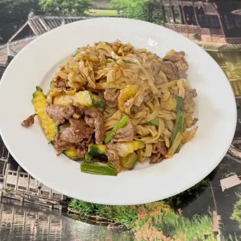 Mi xào sautée au bœuf